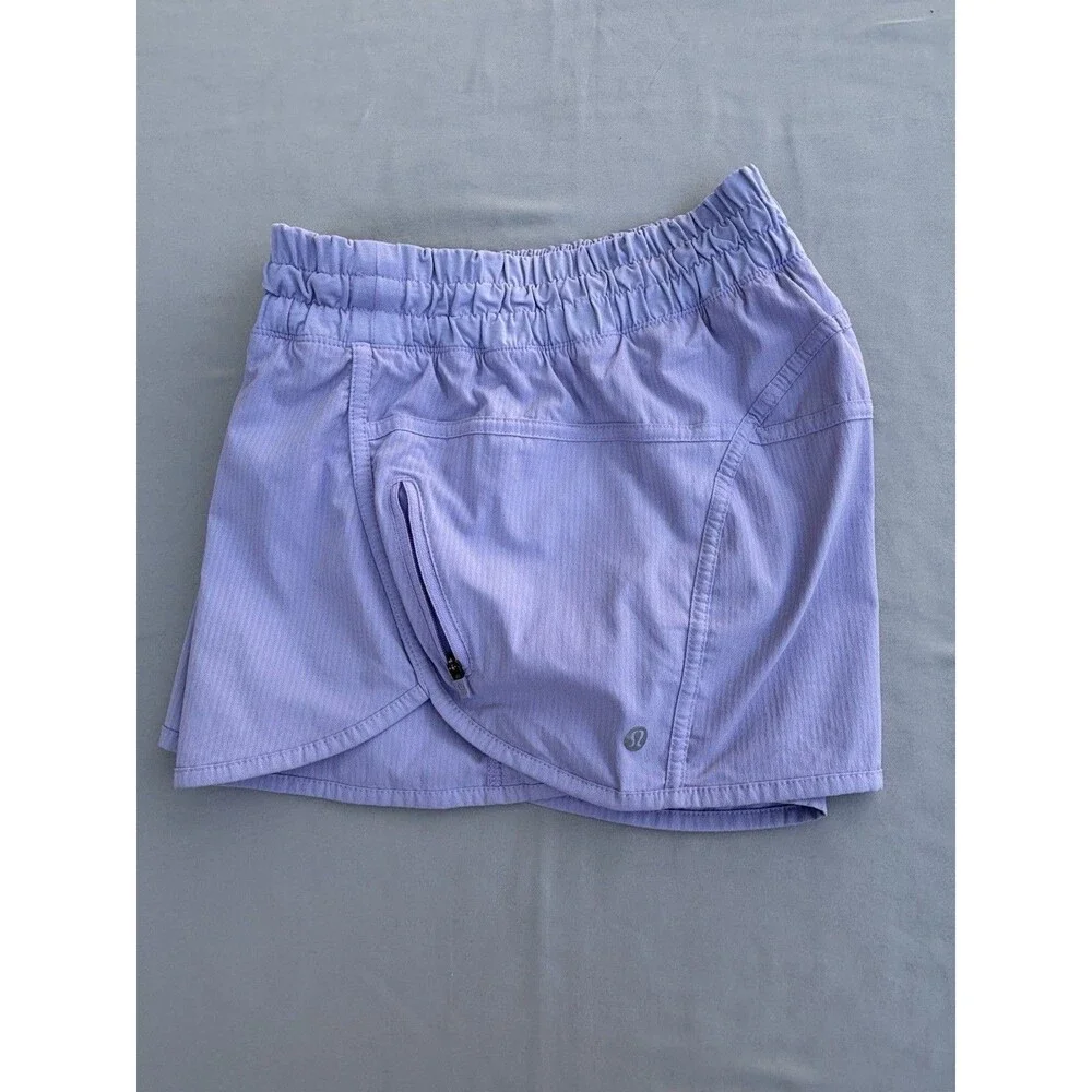Lululemon Wmn's Size 10 Light Wash Purple Shorts